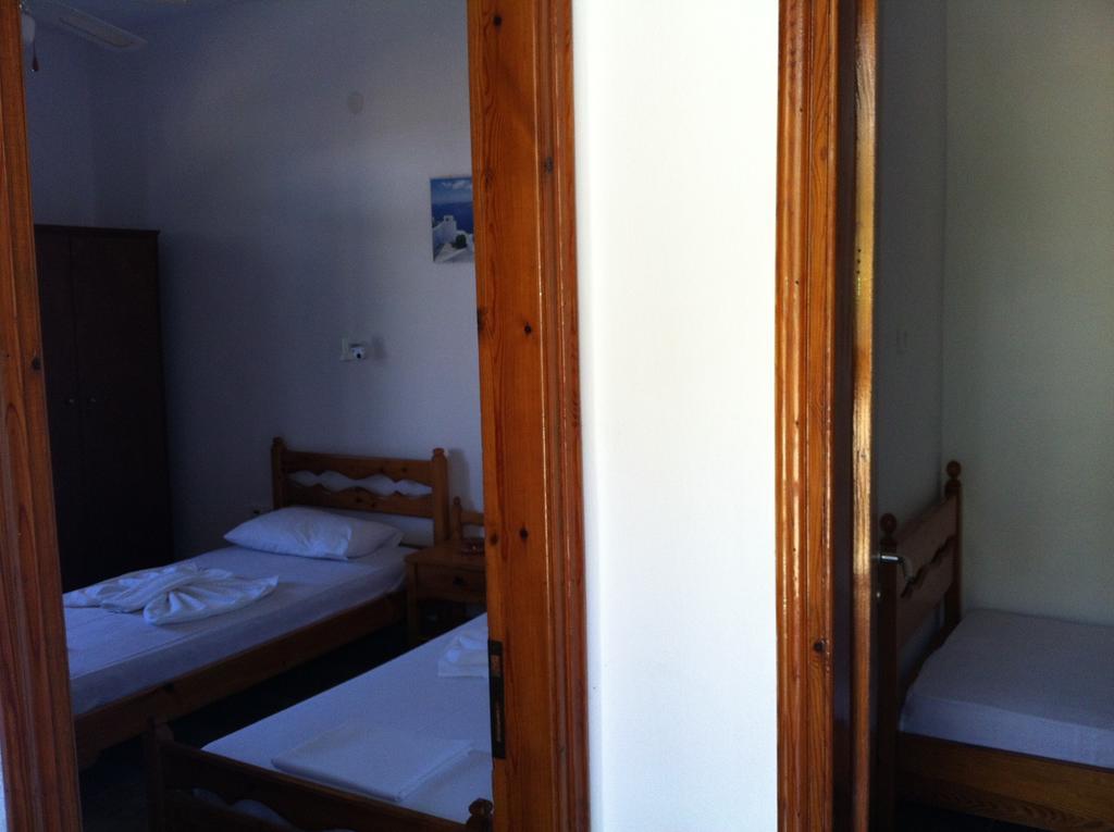 Papantonis Studios Chrisopigi  Номер фото